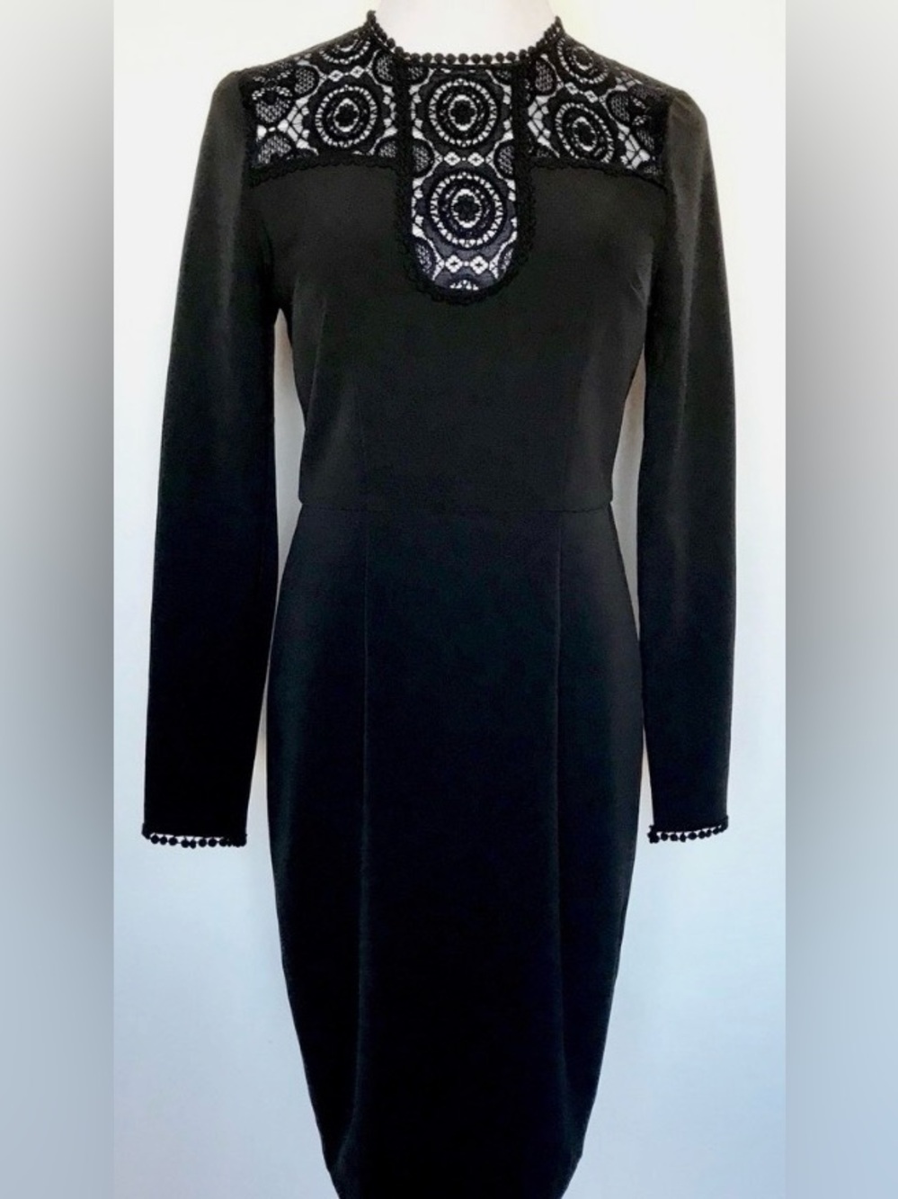 Alexia Admor Black Lace-Yoke Long Sleeve Sheath Dress